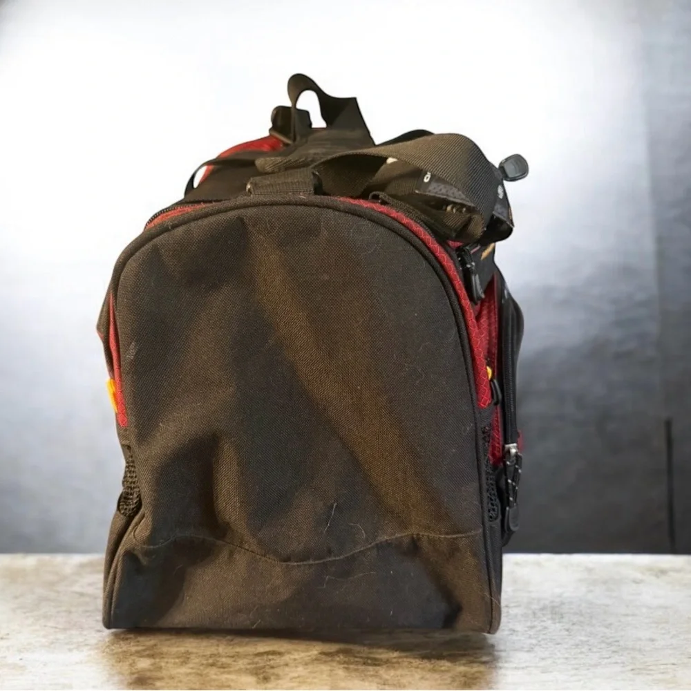 Ogio Bender Black Red Duffle Bag Travel Sports Gym W Shoulder Strap 35L 2100cf